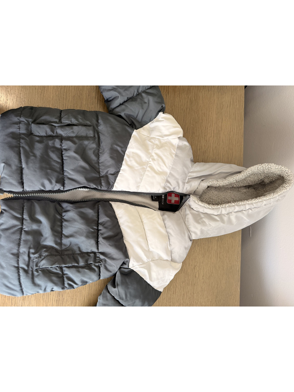 SwissTech Toddler 2T Hooded Winter Jacket Gray and White